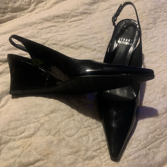 Stuart Weitzman Black patent sling backs - Picture 4 of 10